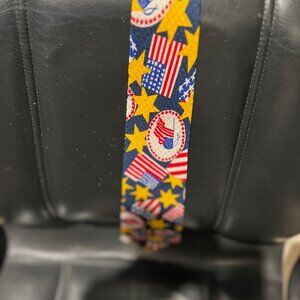TIE-PAPELL